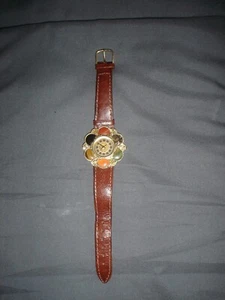 Vintage Eko Women's Wristwatch Gold Round Ornate Face Brown Leather Strap - Picture 1 of 4