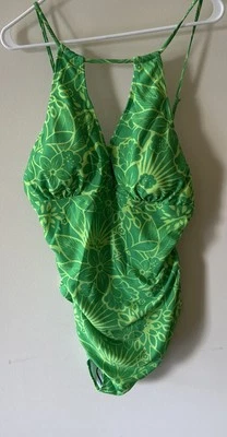 CASTAWAYS SWIM SUIT - PLUS SIZE - 24W - Green Floral Pattern BRAND NEW - Image 1 of 4