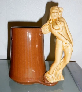 TAZZA CERAMICA VINTAGE USA 1950 RIDDEL BELLA RAGAZZA HAWAIANA DESIGN STATUINA - Foto 1 di 4