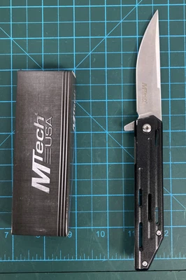 Navaja de Bolsillo Plegable MTech EE. UU. Mango Negro Hoja Inoxidable EDC Aleta En Caja Foto 1 de 4