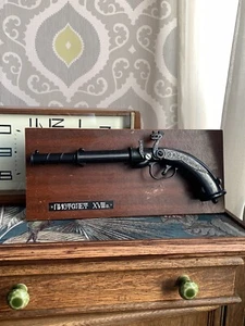 Vintage Pistol Model 18th Century Souvenir USSR Interior Decoration - Picture 1 of 9