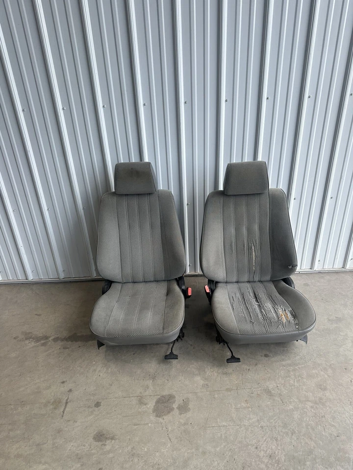 BMW e30 318is 325is Gris Tela Asientos Derecha e Izquierda Material OEM Foto 1 de 4