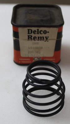 NOS Starter Assist Spring Delco Remy 1951002 Corvair Corvette Olds GMC GM Car Tk - Image 1 of 4