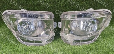 2010-2012 Lexus LS460 LS460L Fog Lights Pair Factory Left and Right Oem used - Image 1 of 4