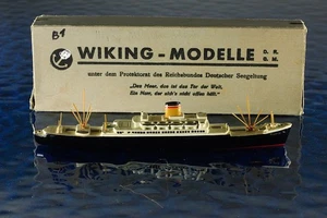 Patria Azb Gold Patria Bustaben k Hersteller Wiking 114a/3 ,1:1250 Schiffsmodell - Picture 1 of 5