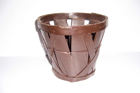 OLD VINTAGE BROWN PAINTED WOODEN SHAKER? FRUIT BASKET Cover