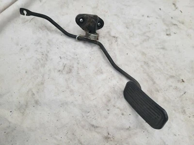 Toyota Sequoia GAS PEDAL throttle lever fuel flow foot control - Image 1 of 4