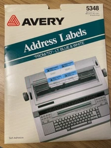 Avery 5348 2,5" x 4,18" Versand/Adressetiketten 8 pro Blatt 25 Blatt AN/VON - Bild 1 von 3