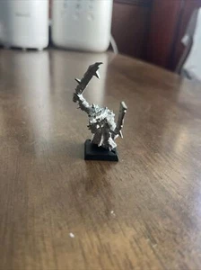 Games Workshop Warhammer Skaven Lustria Warlord arma a mano aggiuntiva NO SCUDO - Foto 1 di 2