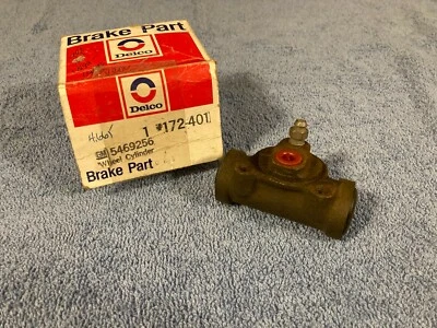 1971 1972 1973 1974 Chevy Chevrolet Vega NOS Brake Cylinder - Image 1 of 2