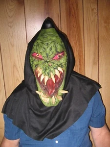 Vintage Halloween Mask 2002 Paper Magic Group Monster Demon Wicked Teeth Alien - Picture 1 of 6