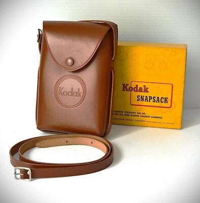 Antigua mochila KODAK sin usar para cámaras plegables 620. Caja original, correa Foto 1 de 3