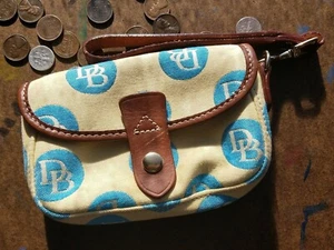 Gebraucht / Dooney & Bourke / blaue Punkte auf Kanarienvogel / Clutch Handtasche / Handgelenk  - Bild 1 von 5