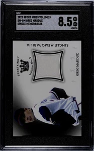 2022 SPORTKINGS #SM-GM GREG MADDUX VOLUME 3 JERSEY SGC 8.5 - Picture 1 of 2