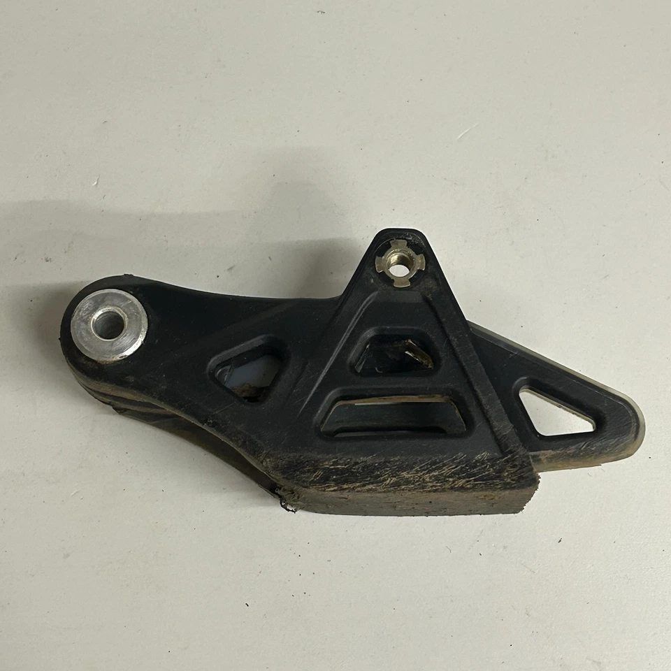 21 - 23 2022 KTM65SX KTM 65 SX GUÍA DE CADENA OEM Foto 1 de 4