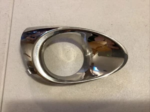 2013-15 Lexus RX350 RX450h Fog Lamp Cover Bezel Driver's Side 81482-0E110 DAMAGE - Picture 1 of 10