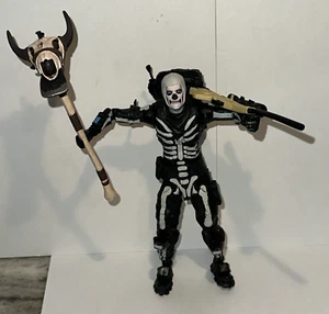 McFARLANE FORTNITE SKULL TROOPER 7" ACTION FIGURE EPIC GAMES MISSING STAND - Picture 1 of 24