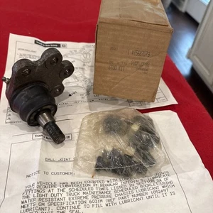 GENUINE GM 15687079 Front Lower Ball Joint KIT 1988-2005 TAHOE TRUCK BLAZER NOS - Picture 1 of 4