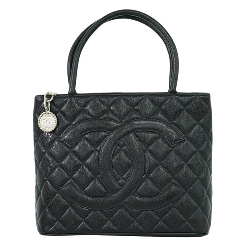 Borsa a mano CHANEL CC Medaglione in pelle nera argento