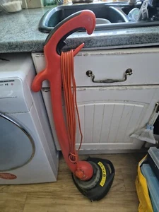 Flymo Orange Contour XT Corded 230 Volt Electric Garden Grass Trimmer 10m Cable - Picture 1 of 3