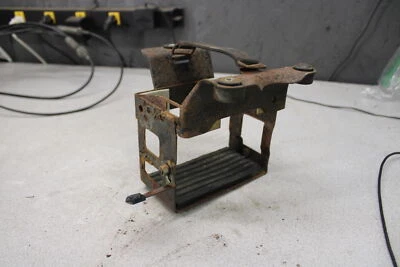 Suzuki GT550 1972 Indy bandeja de batería soporte de caja M9-2307, GK Foto 1 de 4