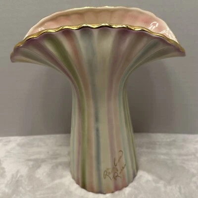 Jarrón vintage 1988 arco iris de rosas hecho a mano Art Deco pastel cerámica adorno dorado 80 Foto 1 de 4