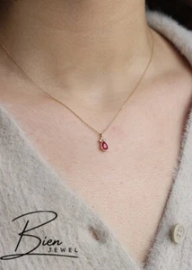 Gold Necklace Teardrop Stone 14K 0.051 Ounces - Picture 1 of 3