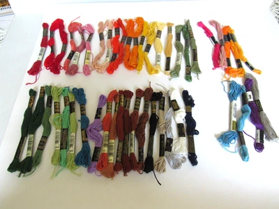 Lote De Colección De 45 Hilos Bordados Nuevos 38 DMC Y Otras 6 Marcas Foto 1 de 4