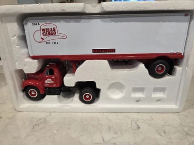 FIRST GEAR MODEL B-61 MACK WWELLS CARGO EXPLOSIVES SEMI GOOD ORIGINAL CONDITION - Image 1 of 4