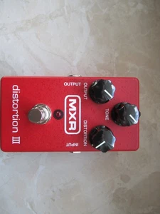 MXR Distortion III (Distortion 3) Guitar Effects Pedal - Bild 1 von 4