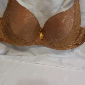 42D BRA Brown Beige Lace Padded Underwire Adjustable Straps Very Lite Wear - Picture 1 of 8
