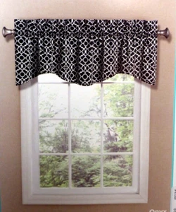 JCP WAVERLY LOVELY LATTICE ROD POCKET VALANCE BLACK  ONYX 52" x 16" - Picture 1 of 2