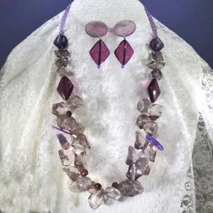 Lovely Lucite Necklace Dangle Pierced Earrings Purple Mauve Modern 2 Strand - Picture 1 of 10