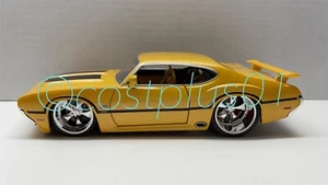 JADA BTM 1970 OLDSMOBILE 442 YELLOW 1:24 - Picture 1 of 12