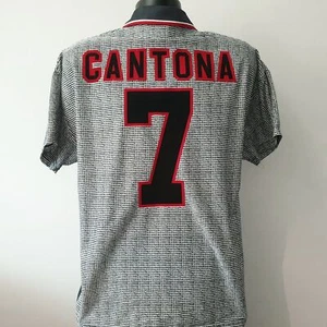 Camiseta CANTONA 7 Manchester United - Grande - 1995/1996 - Hombre U Umbro 95 - Imagen 1 de 23