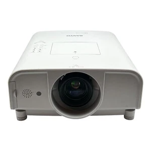 Sanyo PLC-XT25 | PRO xtraX Multiverse Projector / Projektor - Bild 1 von 9