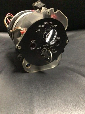 1966 - 1980 Rolls Royce Silver Shadow Wraith II TESTED Ignition Switch With Key - Image 1 of 4