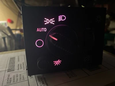 *ROSA* NUEVO Interruptor de faros 03-06 Chevy Silverado Sierra Avalanche Duramax  Foto 1 de 4