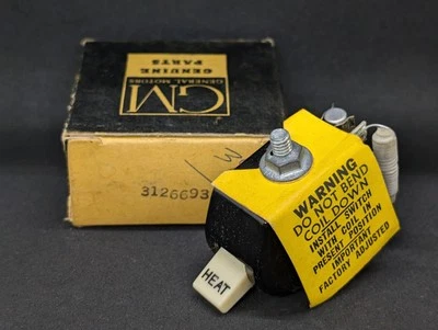 NOS 34-54 CHEVROLET PASS UTILITY & COMMERCIAL TRUCK DASH HEATER SWITCH 3126693 - Image 1 of 4