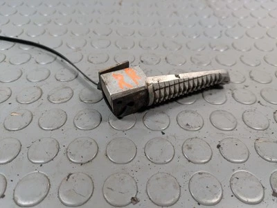 Apoio de pés traseiro direito YAMAHA YZF 600 R Thundercat 1996-2002 29770511 - Imagem 1 de 4