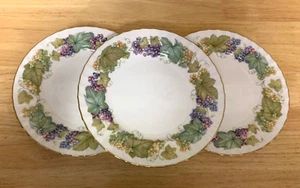 Cerno oro 3 piatti insalata raccolta vite Royal Worcester 1978 Inghilterra uva - Foto 1 di 2