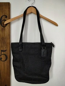 The Sak Elliott Luca gewebte schwarze Schulterhandtasche Handtasche Beuteltasche Taschenanhänger 12 x 10 x 4,5" - Bild 1 von 16