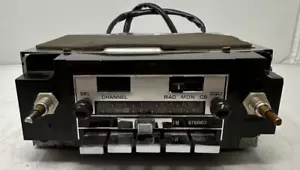 OEM VINTAGE GM CADILLAC AM FM STEREO CB PB RADIO 76KFMC3 FREE SHIPPING TESTED - Picture 1 of 7