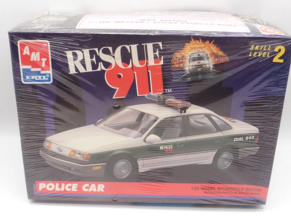1:25  AMT / Ertl  no. 6417  -  Ford Rescue 911 / Polizeiauto   -   OVP - Bild 1 von 1