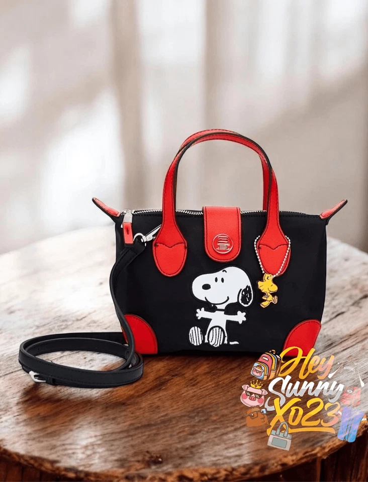 Mini bolso cartera Danielle Nicole Peanuts Snoopy & Woodstock Foto 1 de 4