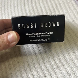 Bobbi Brown Sheer Finish Loose Powder in SOFT HONEY .31 OZ / 9G NEW AUTHENTIC - Picture 1 of 5