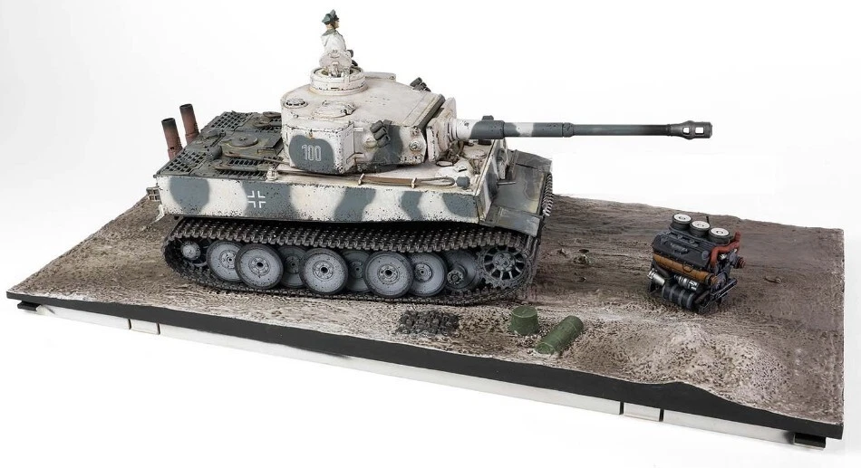 Modellino carri armati TANK model kit di montaggio Forces of Valor  TIGER VI ... - Immagine 1 di 1