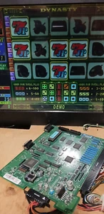 Dynasty by Dyna Cherry Master CGA Board Slots - Bild 1 von 1