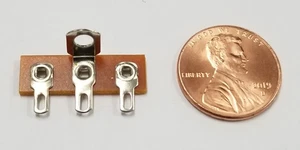 L-3552-2P, Sato Parts 2 Position Phenolic Terminal Strip - Picture 1 of 2