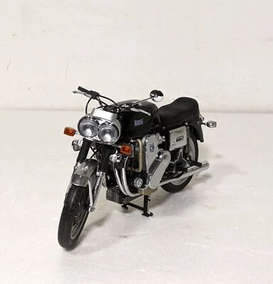 MINICHAMPS 1/12 Munch Mammut 4 TTS 1966 Diecast Model w/Box - Image 1 of 4